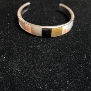 Elegant Silver and Multicolor inlay
